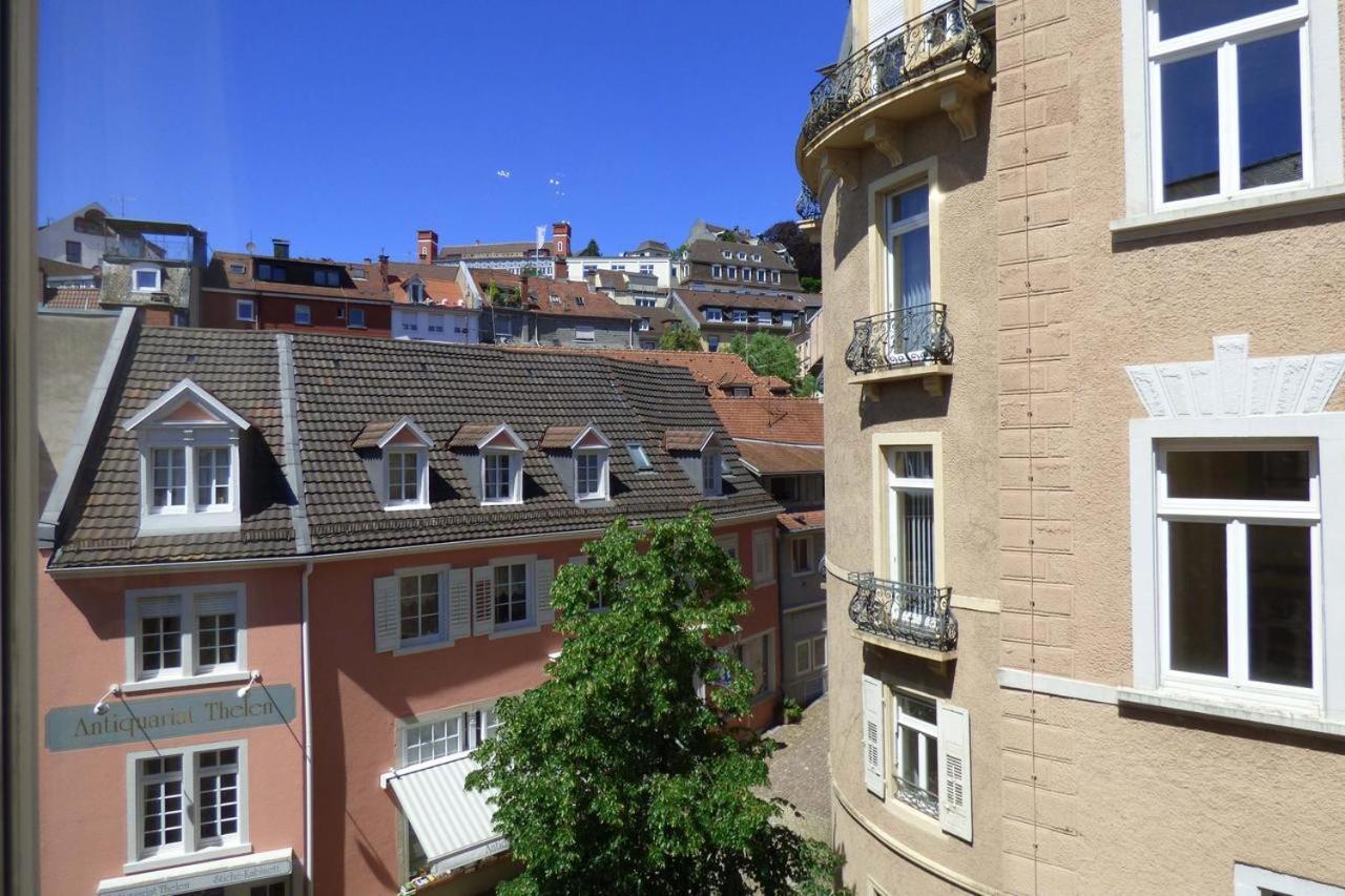 Appartment Am Rathaus Baden-Baden Bagian luar foto